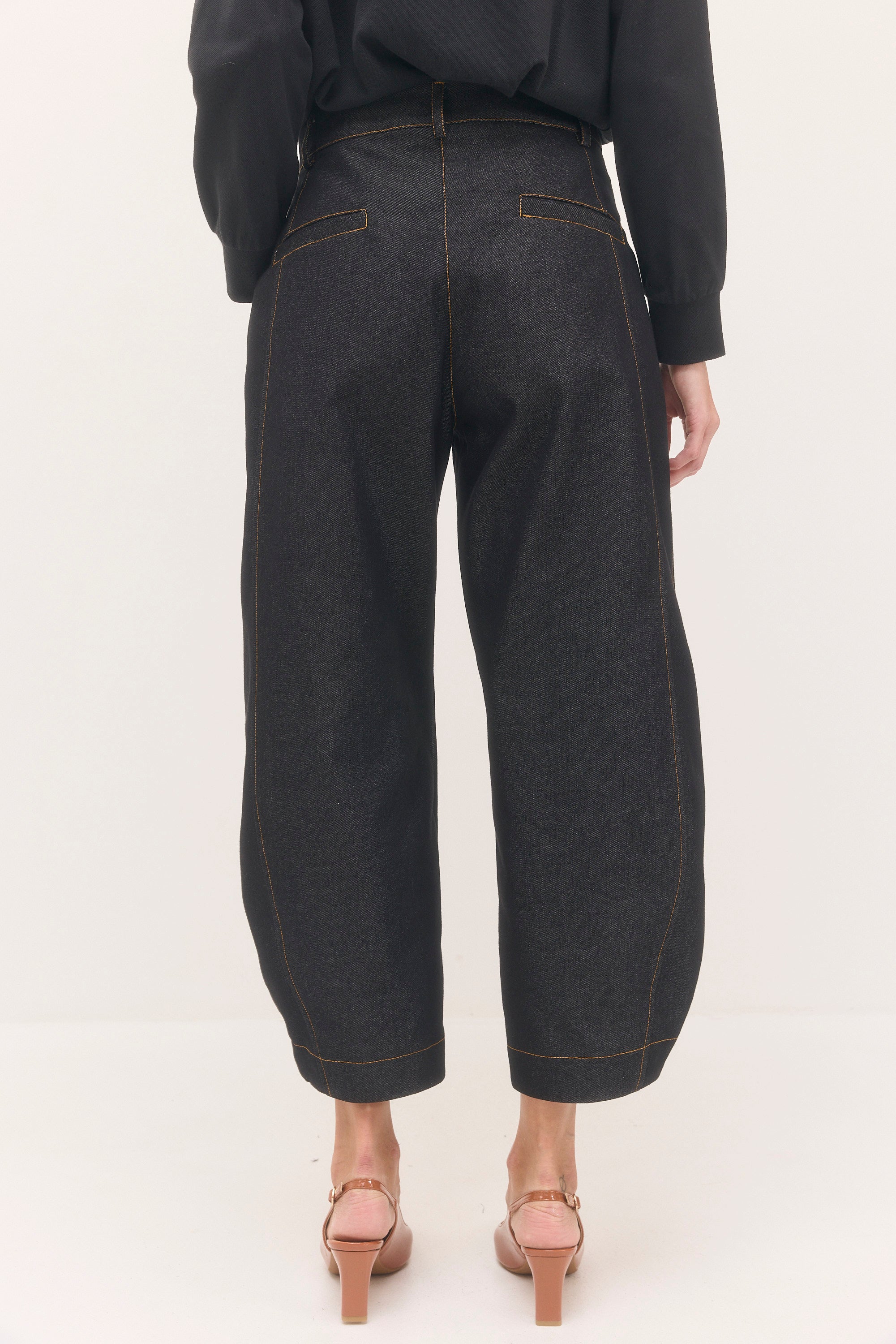 מכנסי אליזבת' ג'ינס כהה