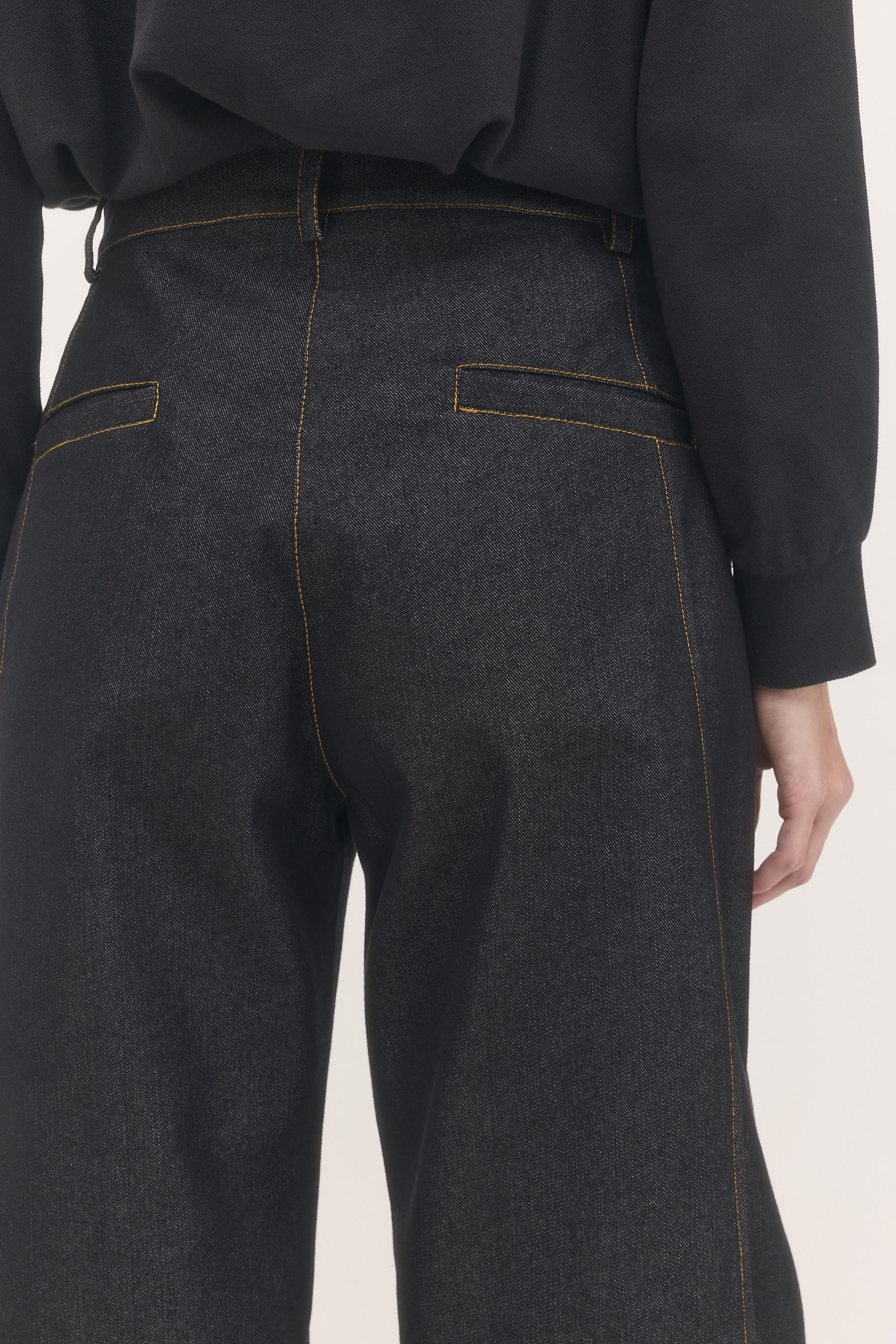 מכנסי אליזבת' ג'ינס כהה