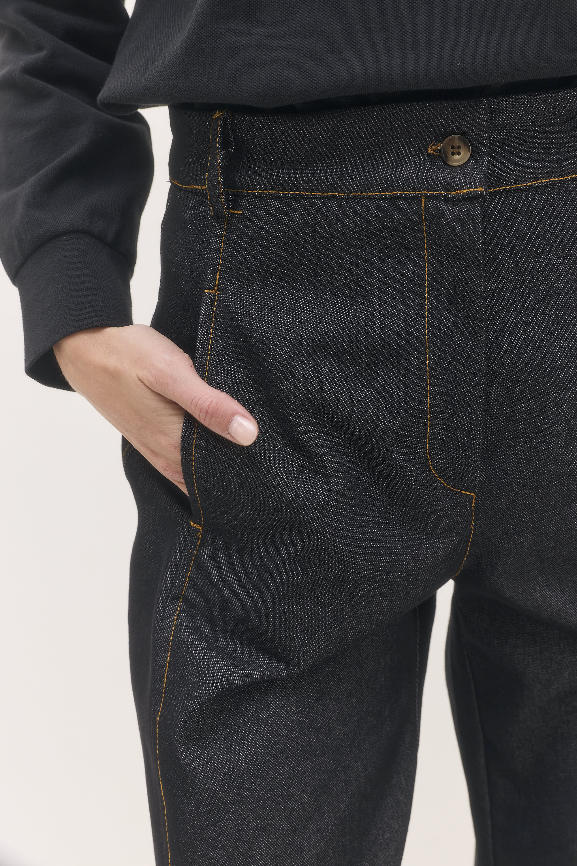 מכנסי אליזבת' ג'ינס כהה