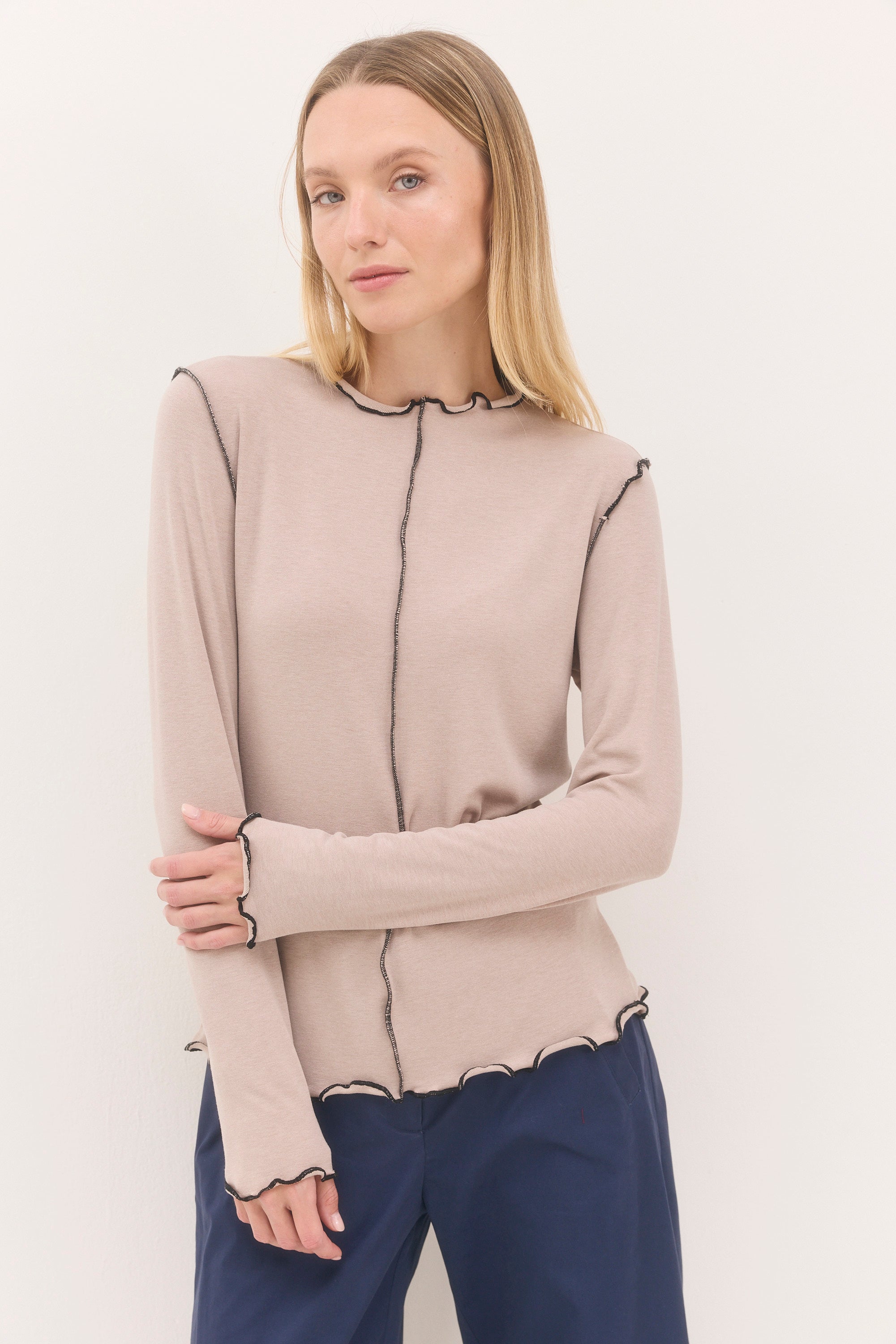 חולצת שוהם שחור