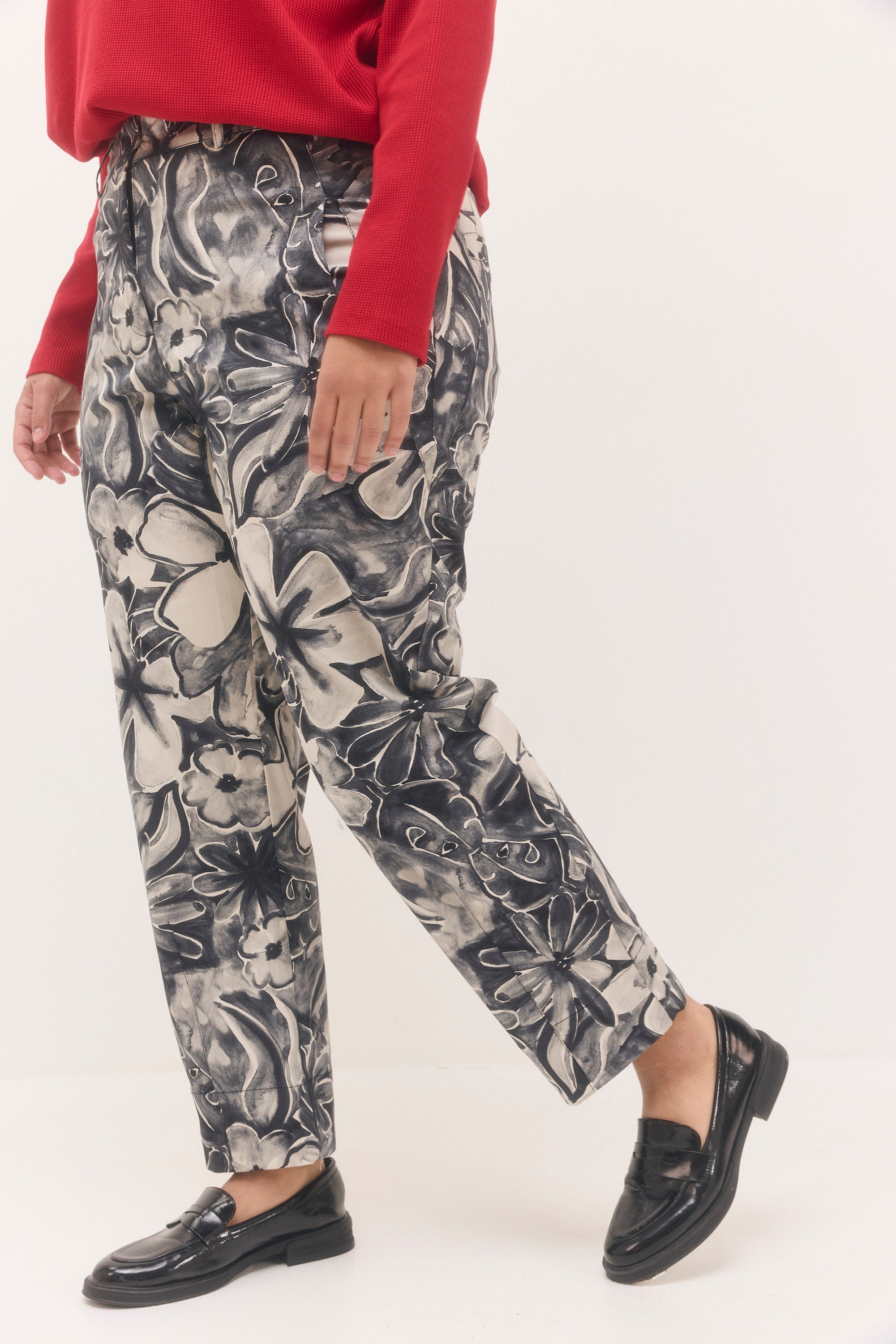 מכנסי נעמה הדפס שחור לבן