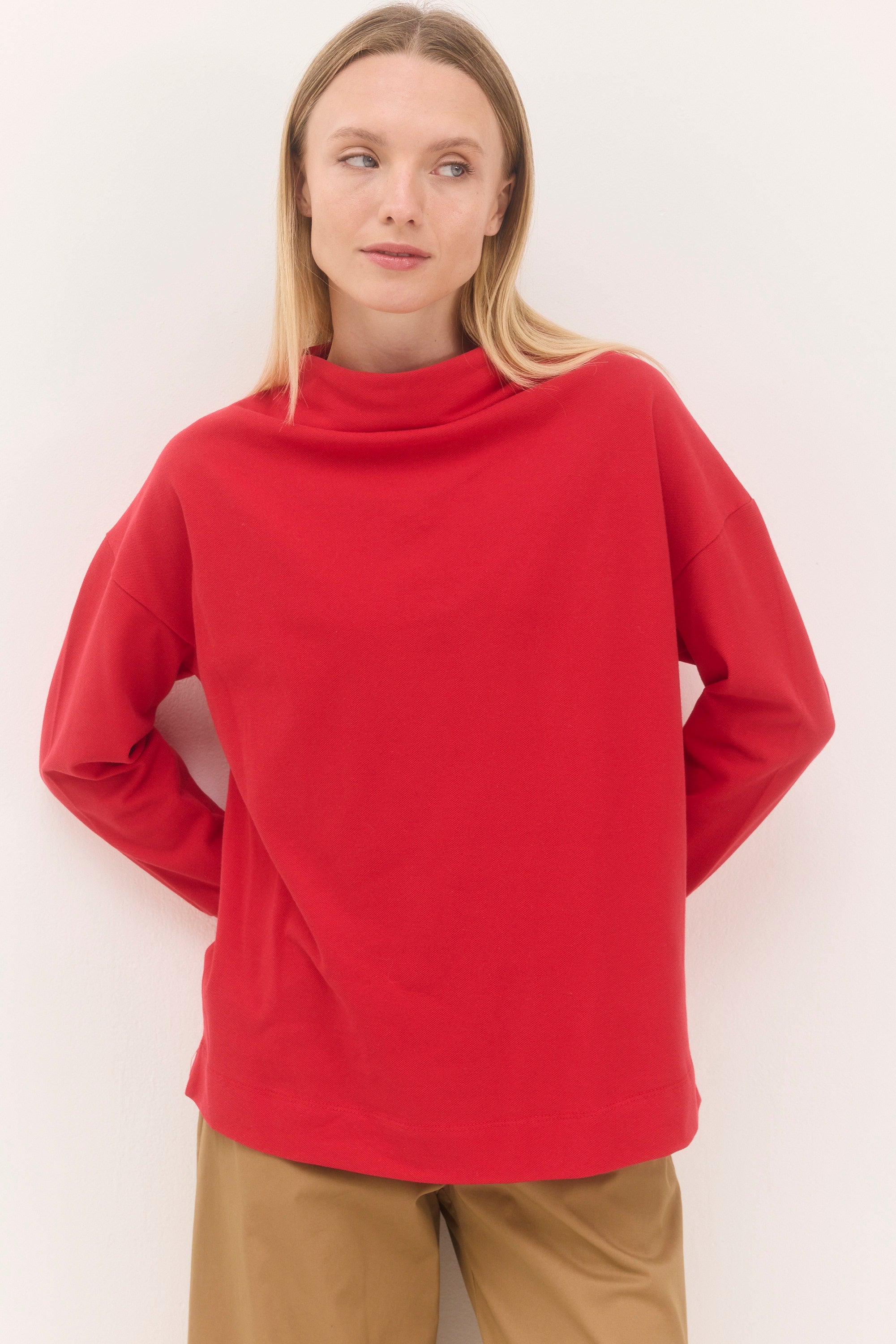 חולצת בקי אדום