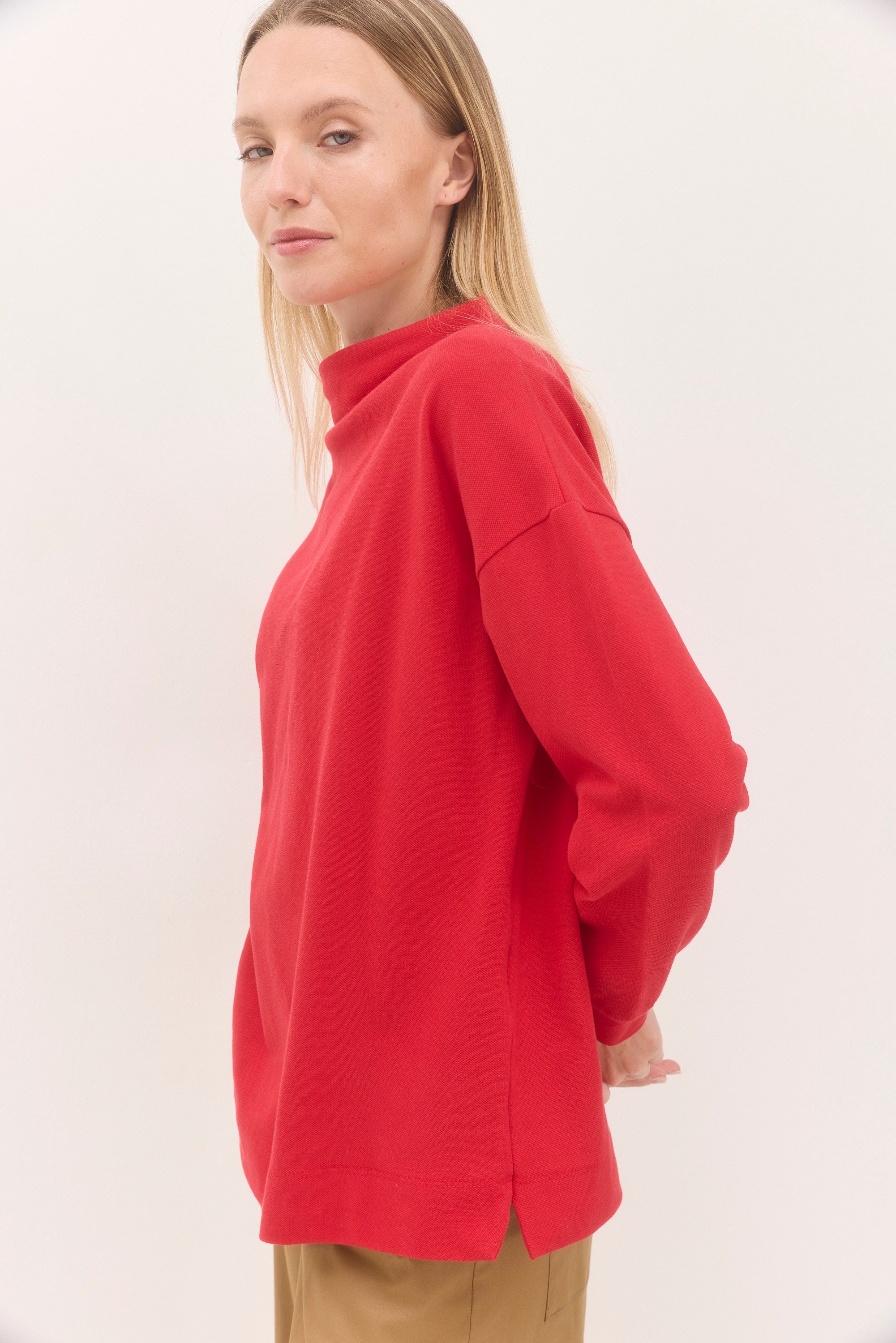 חולצת בקי אדום