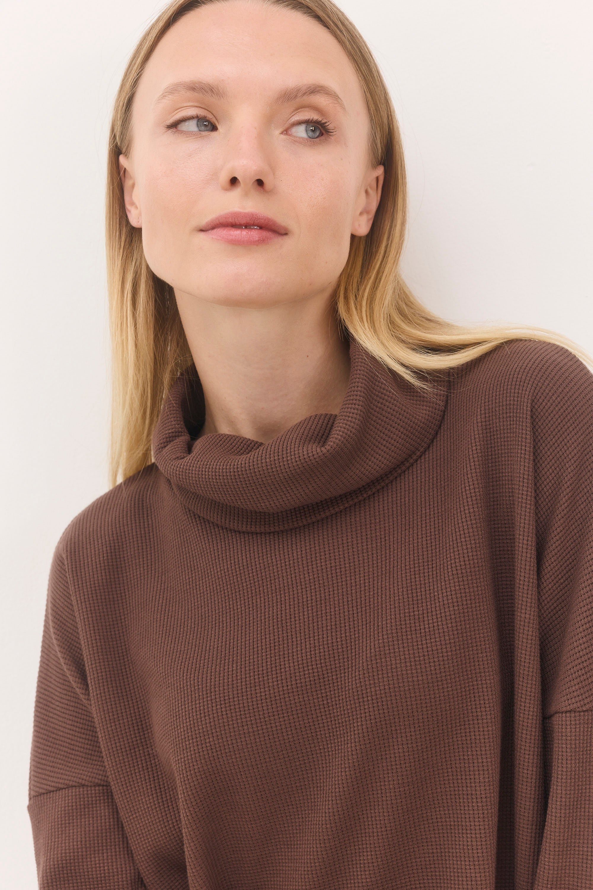 חולצת לונה חום