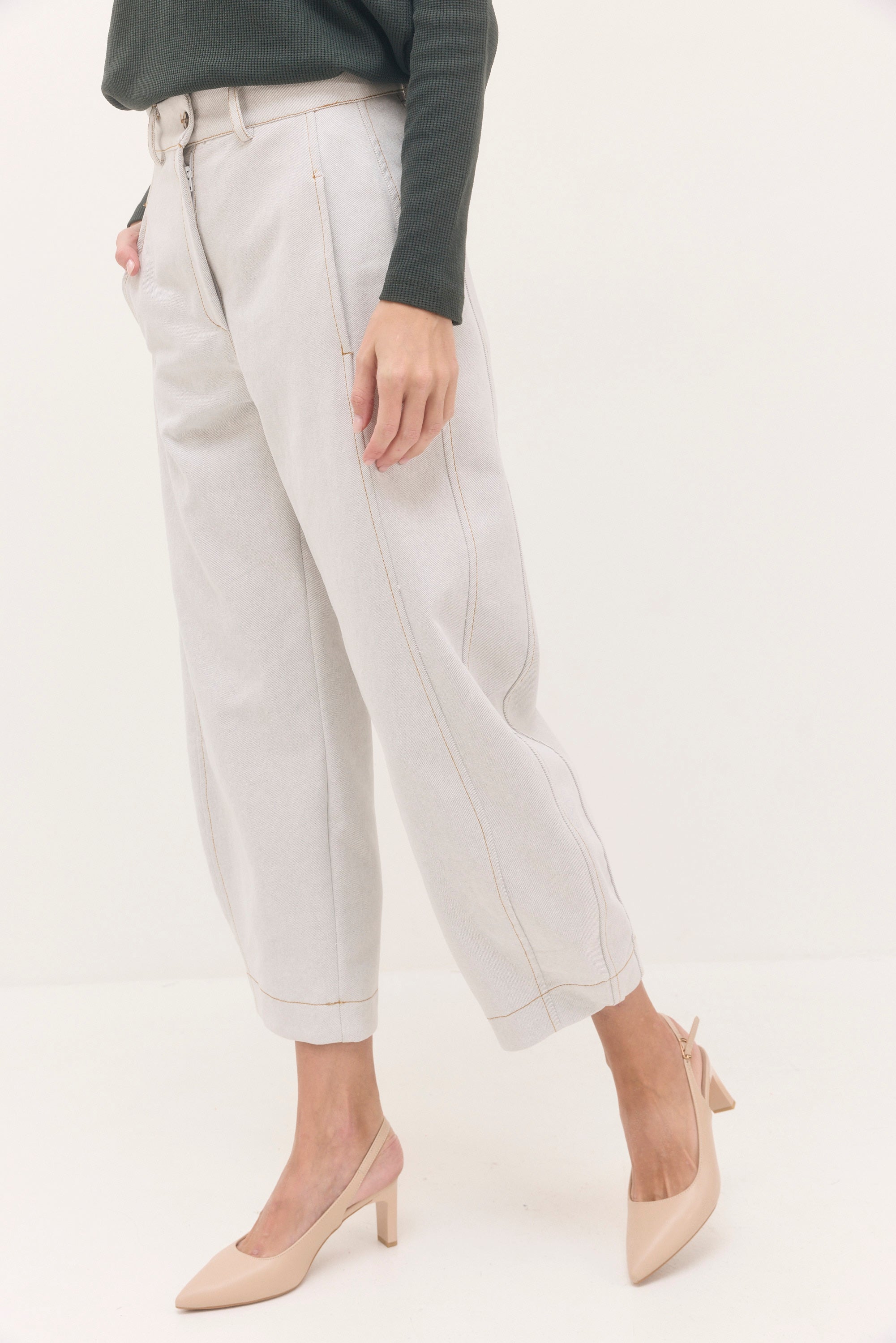 מכנסי אליזבת' ג'ינס בהיר