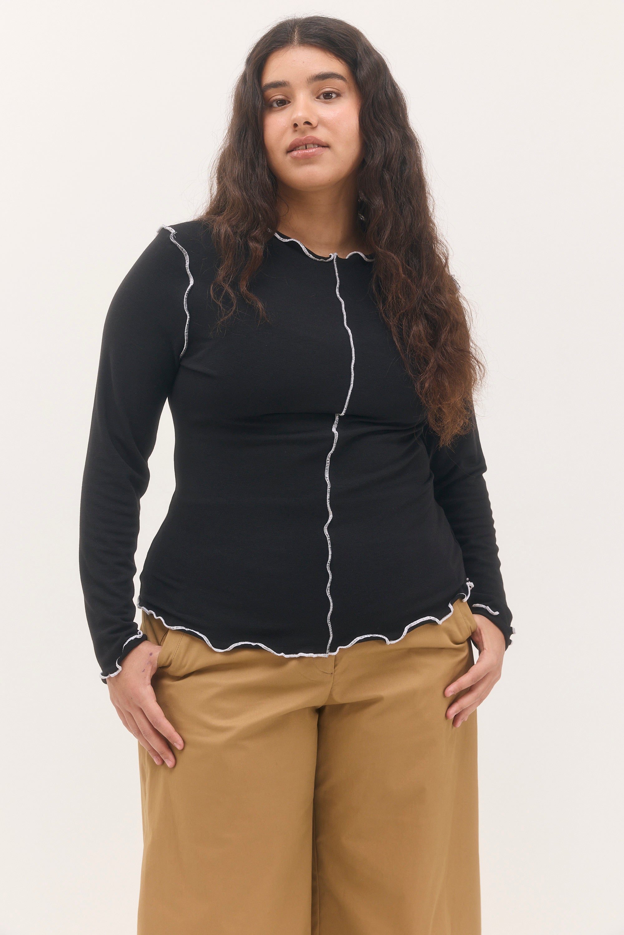 חולצת שוהם שחור