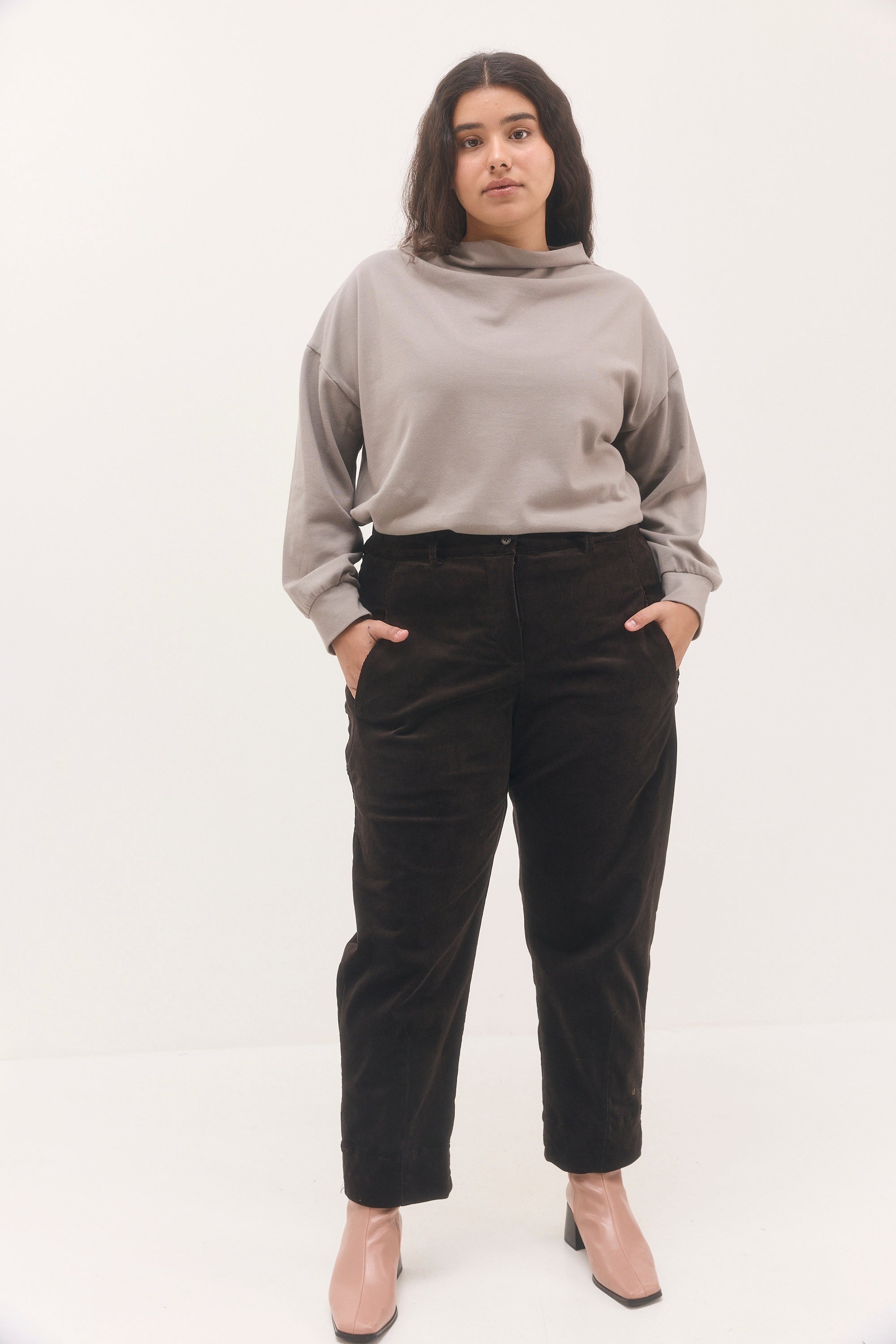 חולצת בקי אפור אבן