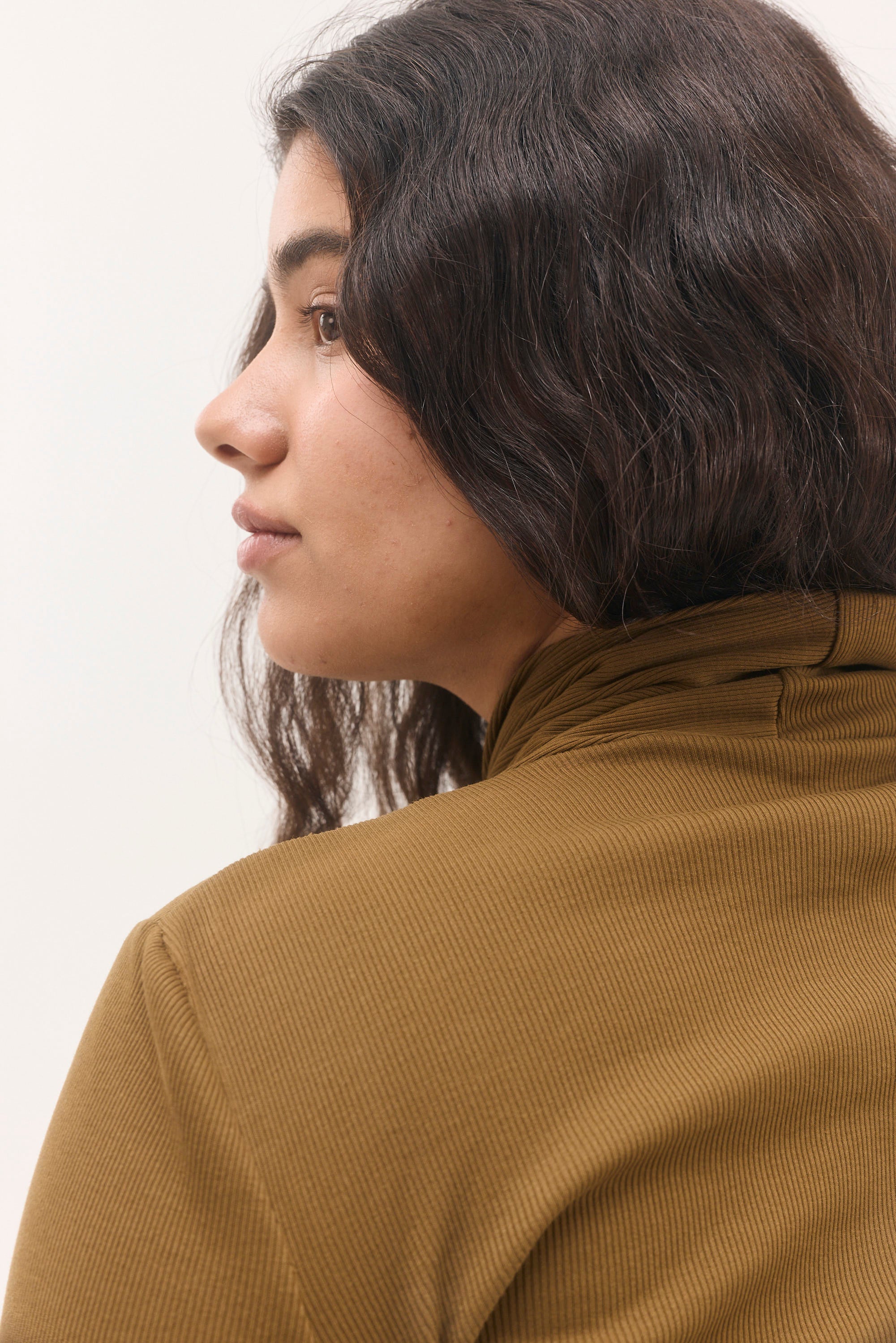 חולצת גילי חום פלדה