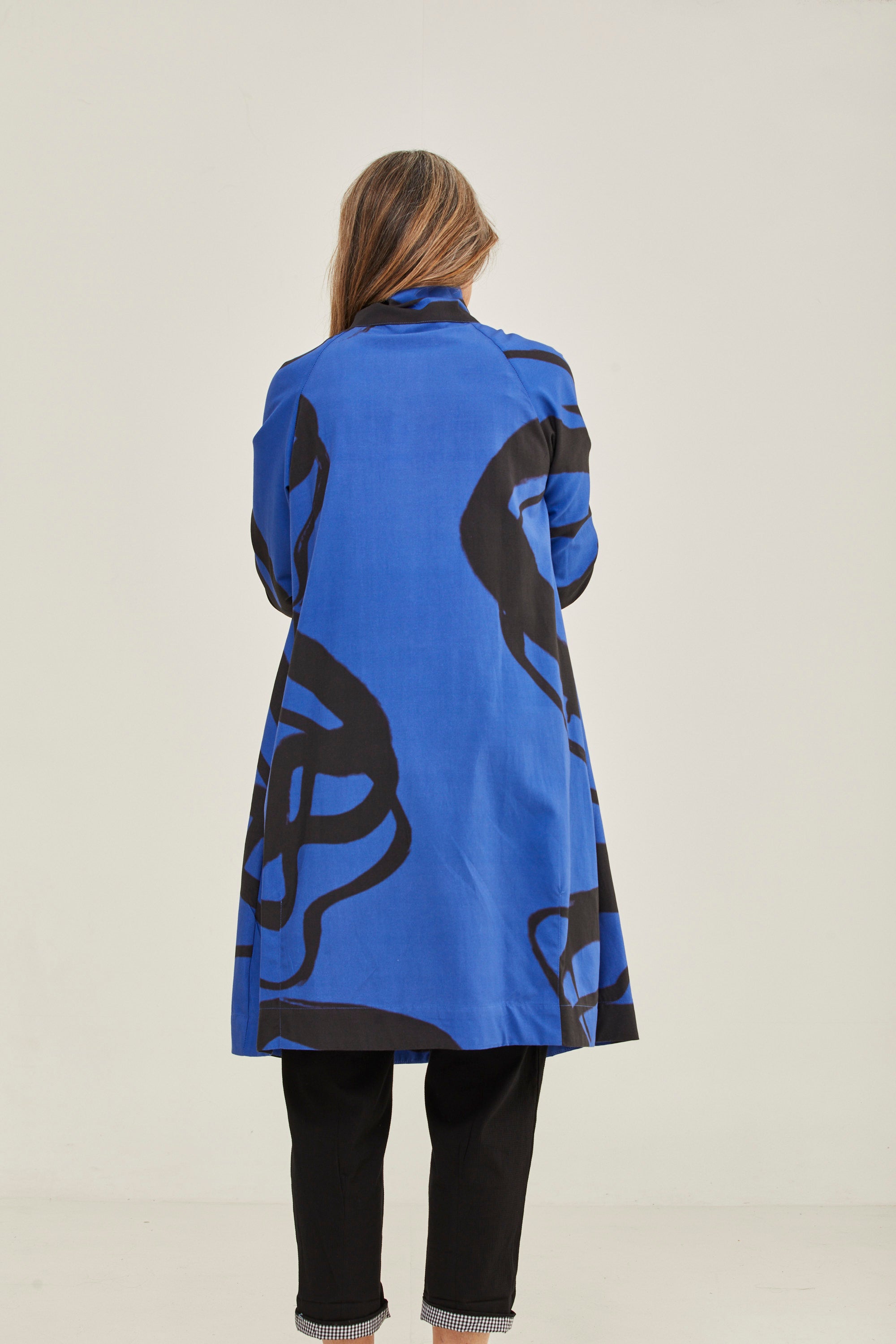 שמלת רחלה כחול בהדפס מקורי של ענת